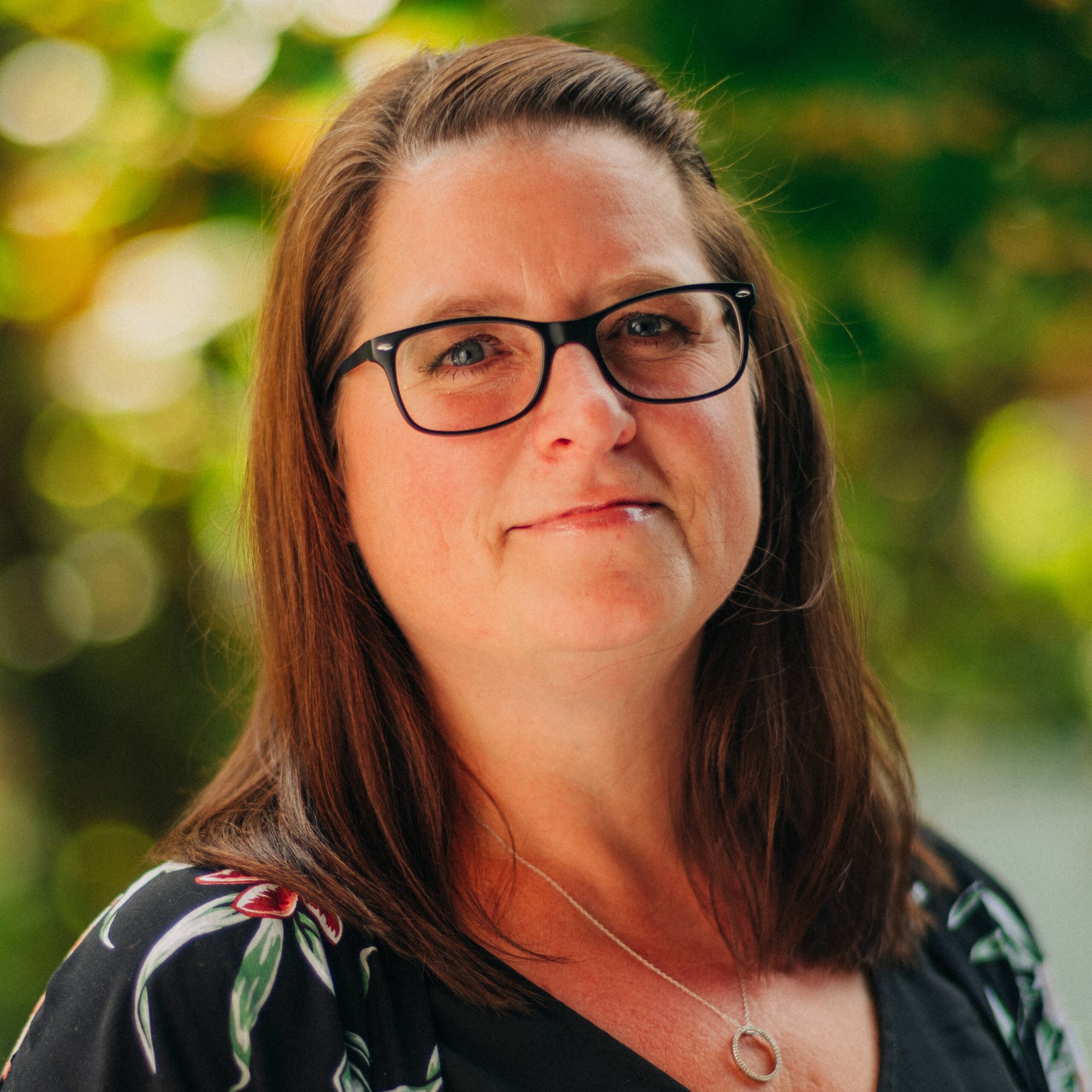 Bobbi Symes, United Way BC, headshot